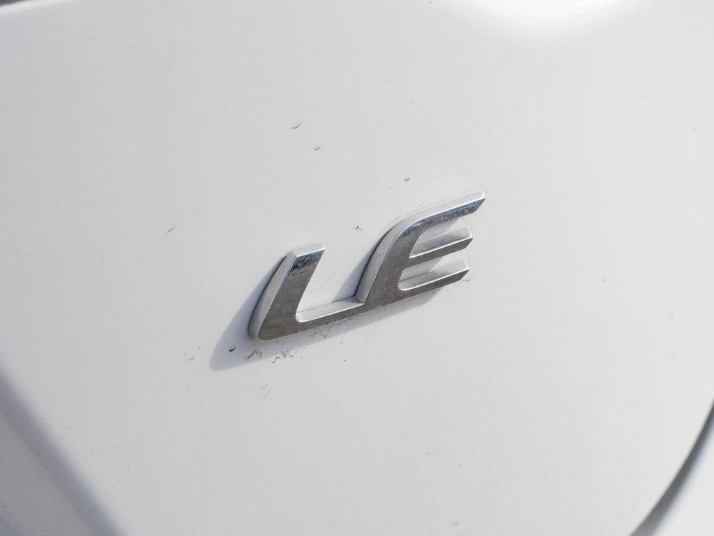 Used 2024 Toyota Corolla LE image 22