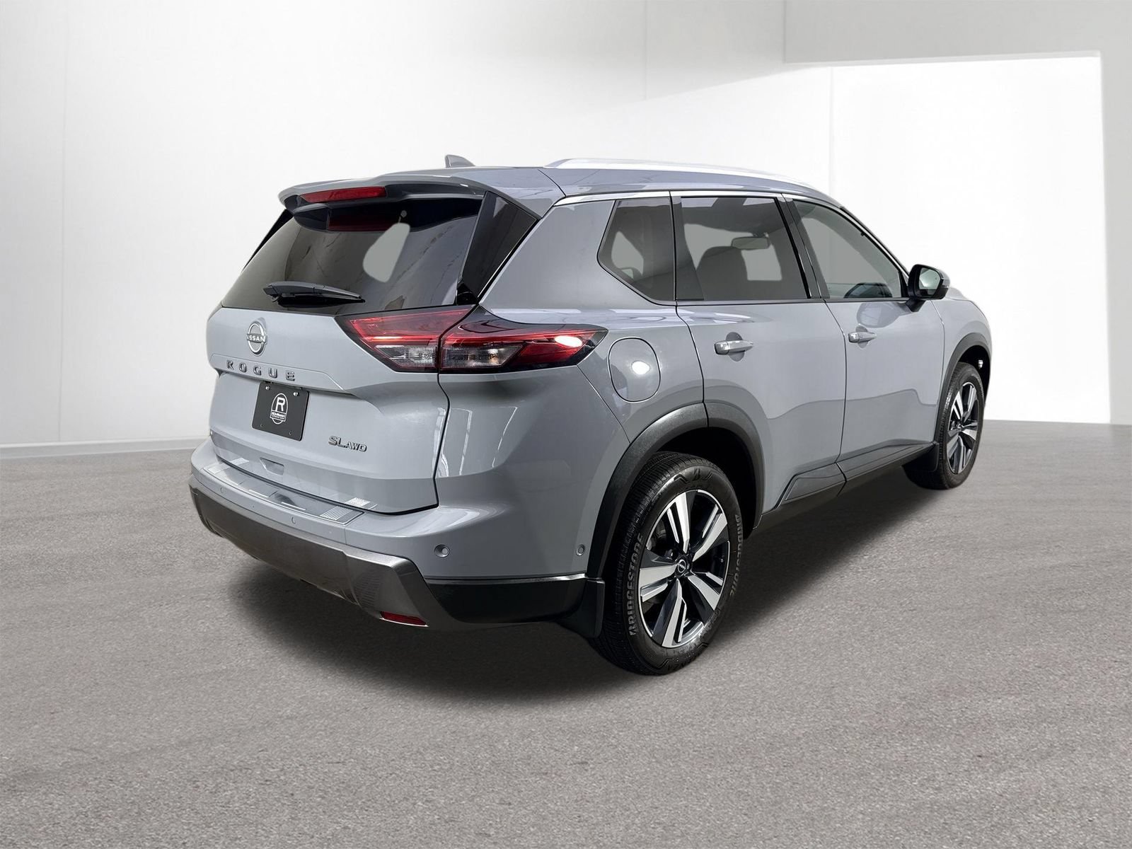 Used 2024 Nissan Rogue SL w/ SL Premium Package AWD/4WD image 36