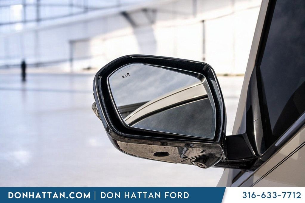 Used 2020 Lincoln Navigator Reserve w/ Luxury Package image 38