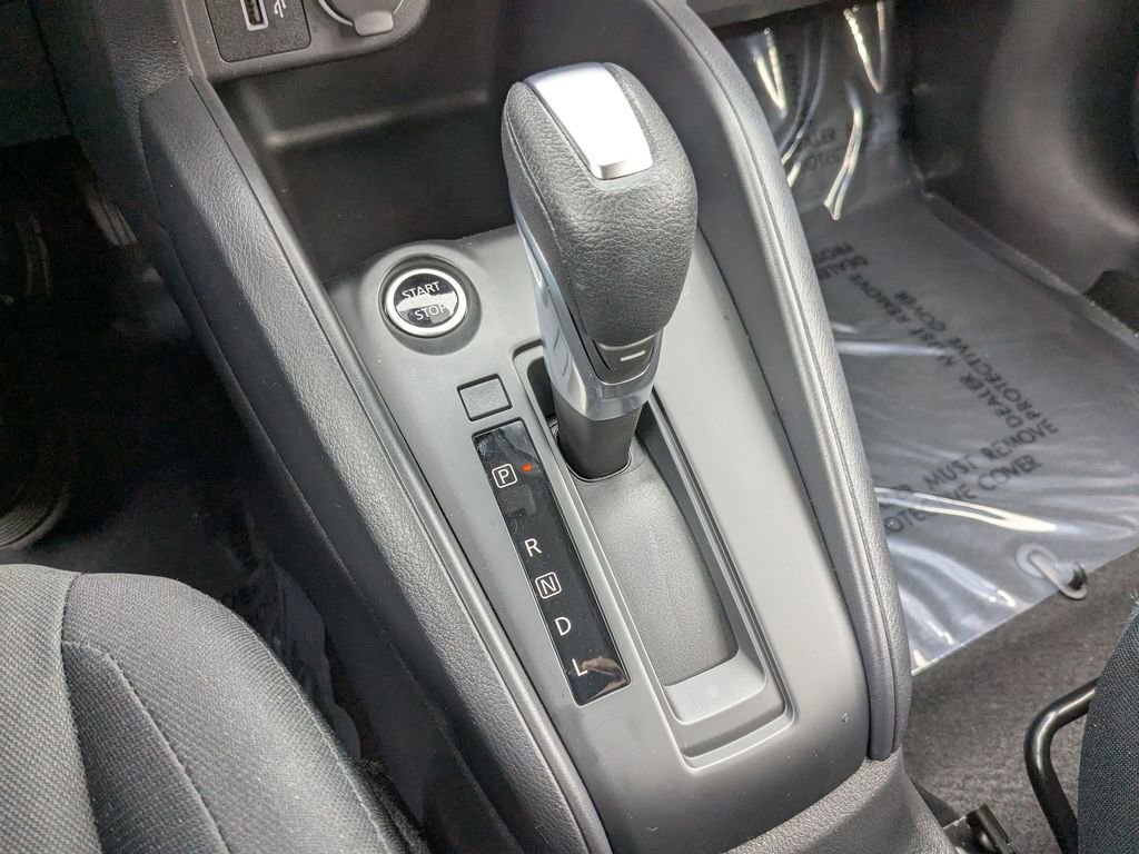 Certified 2025 Nissan Kicks Play S image 22