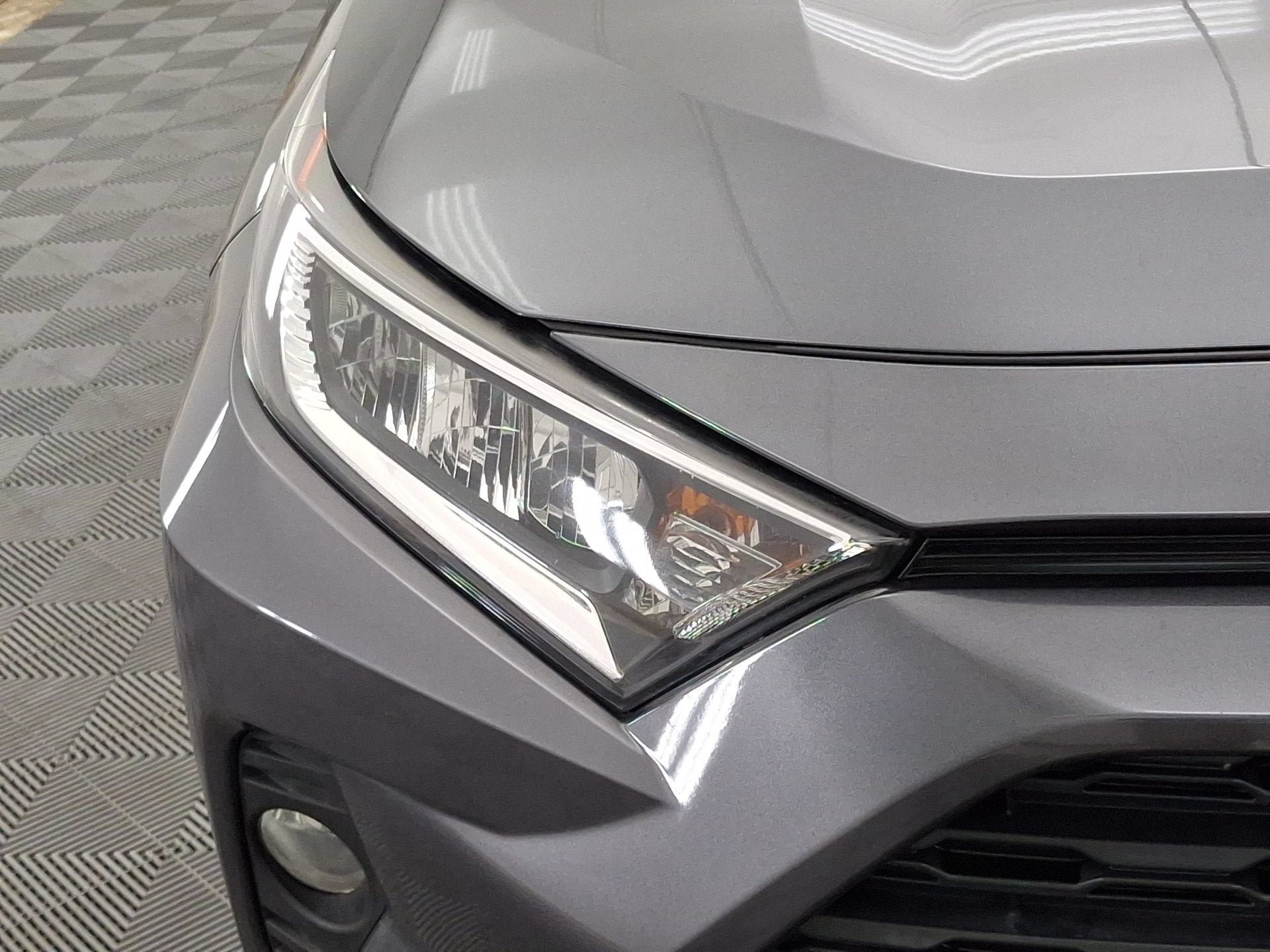 Certified 2020 Toyota RAV4 XLE w/ Convenience Package AWD/4WD image 27