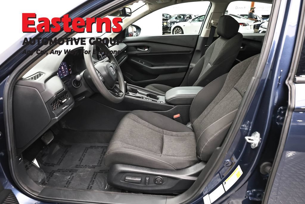 Used 2025 Honda Accord SE image 14