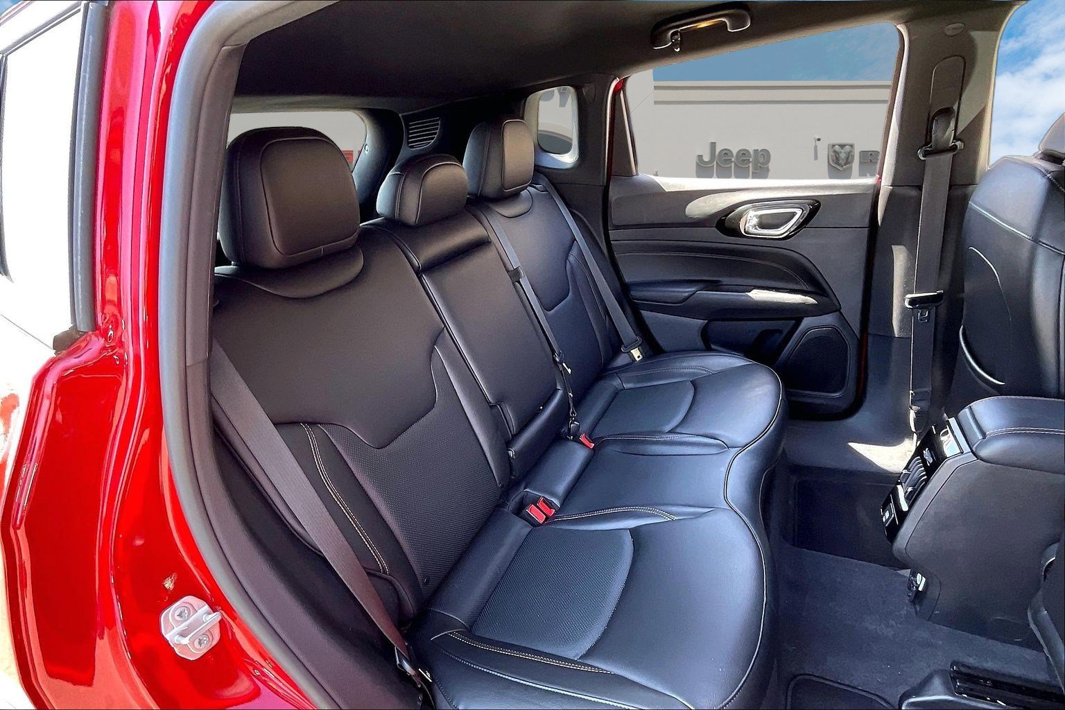 Certified 2022 Jeep Compass Limited image 24