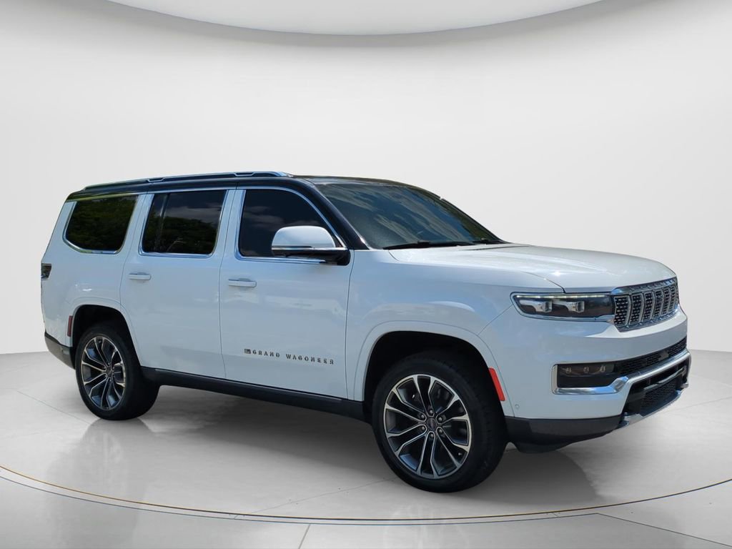 Used 2022 Jeep Grand Wagoneer Series III w/ Rear Seat Video Group 1 image 2