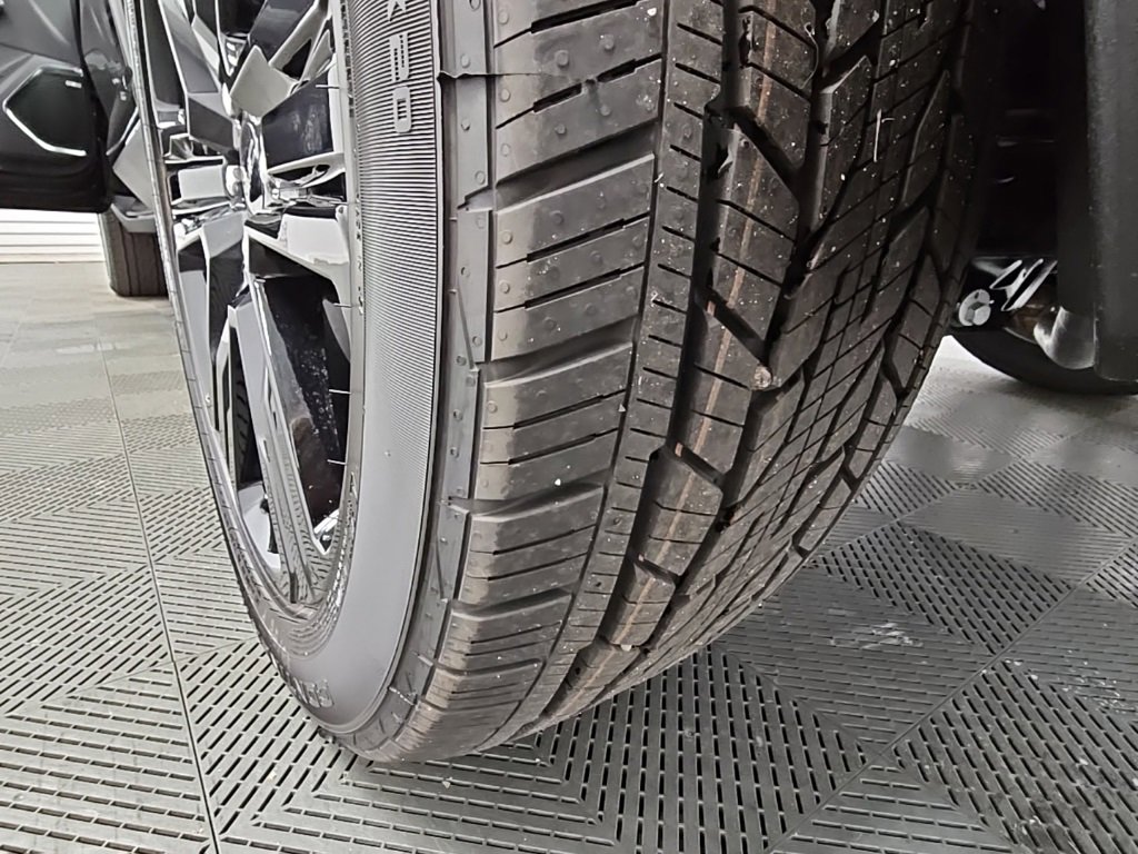 New 2026 GMC Acadia Elevation w/ Black Edition image 42