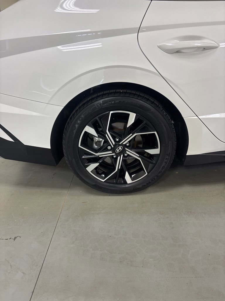 Used 2024 Hyundai Sonata SEL AWD/4WD image 34