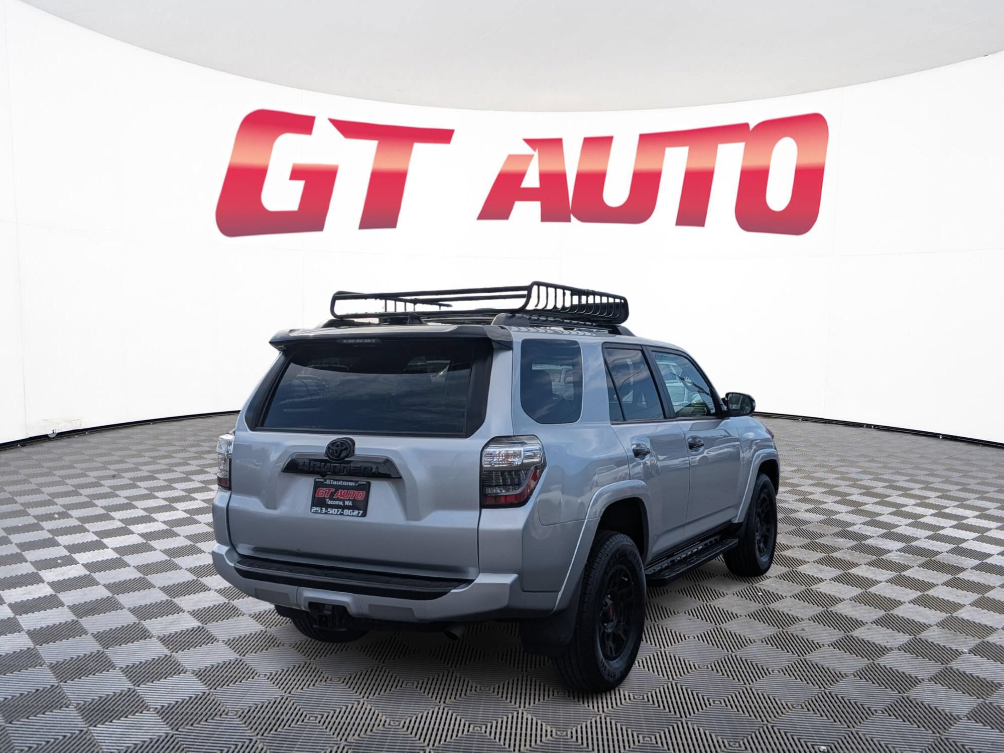 Used 2021 Toyota 4Runner Venture AWD/4WD image 4