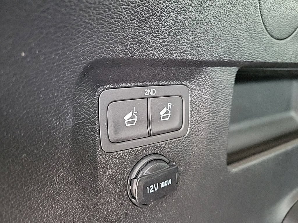 Used 2025 Kia Telluride S AWD/4WD image 18