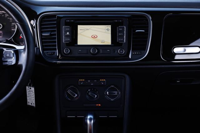 Used 2015 Volkswagen Beetle 1.8T image 39