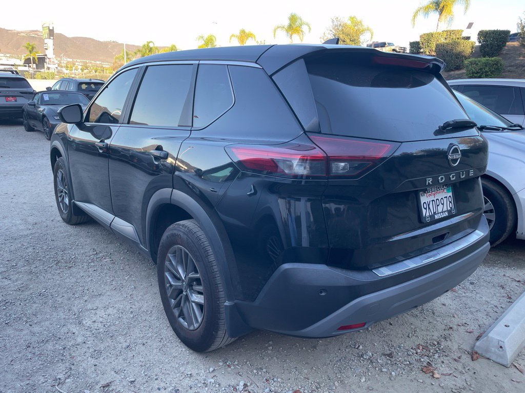 Used 2023 Nissan Rogue S FWD image 5