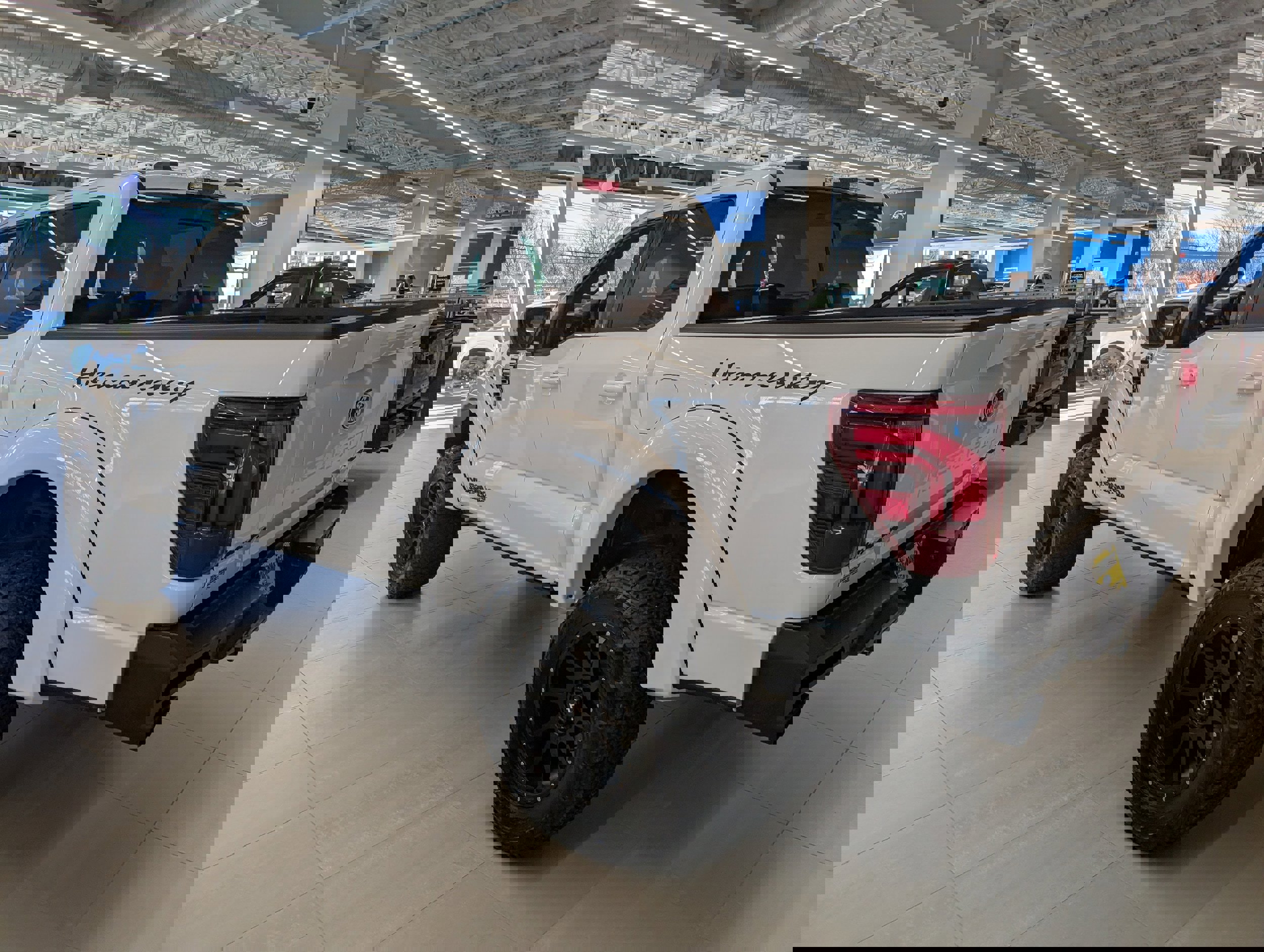 New 2025 Ford F150 Lariat w/ Equipment Group 502A High image 33