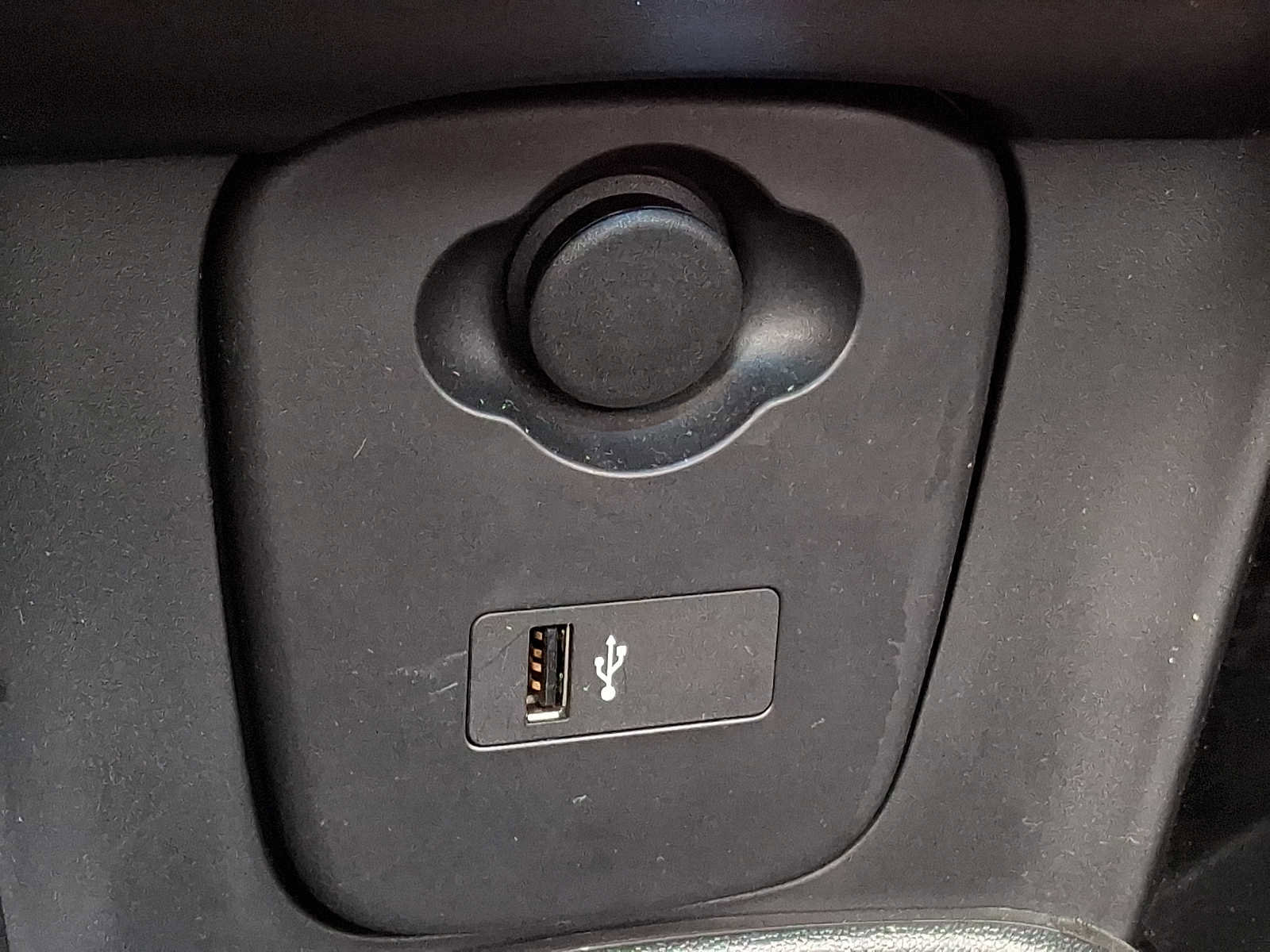 Certified 2023 MINI Cooper 4-Door Hardtop image 24