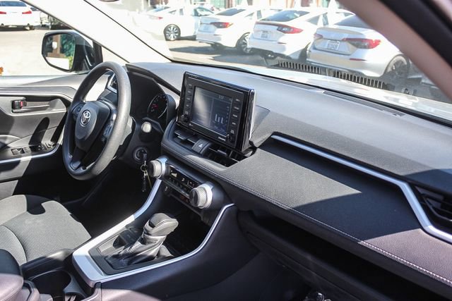 Used 2021 Toyota RAV4 LE w/ Carpet Mat Package (TMS) image 23