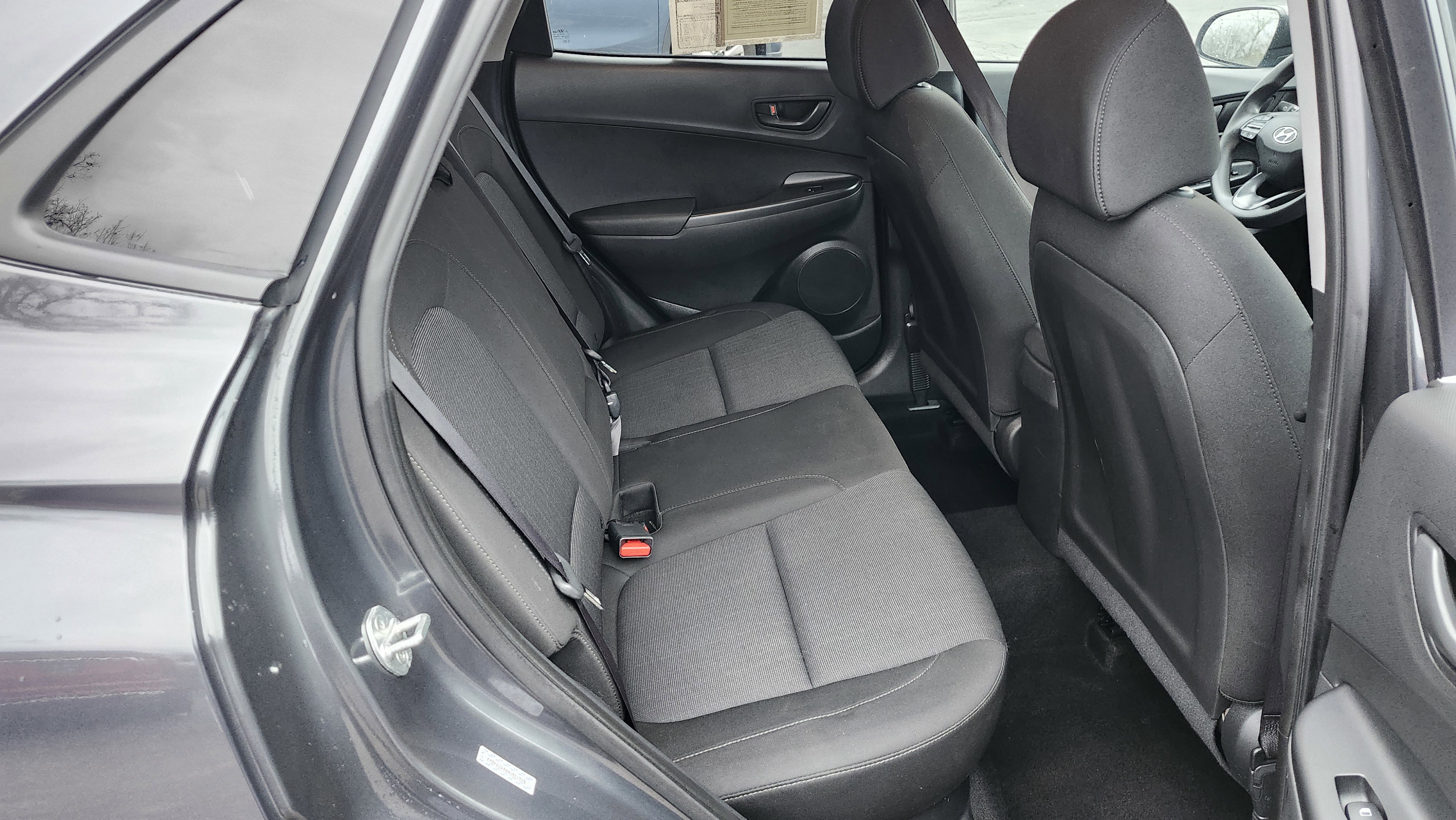 Used 2022 Hyundai Kona SEL w/ Cargo Package image 18