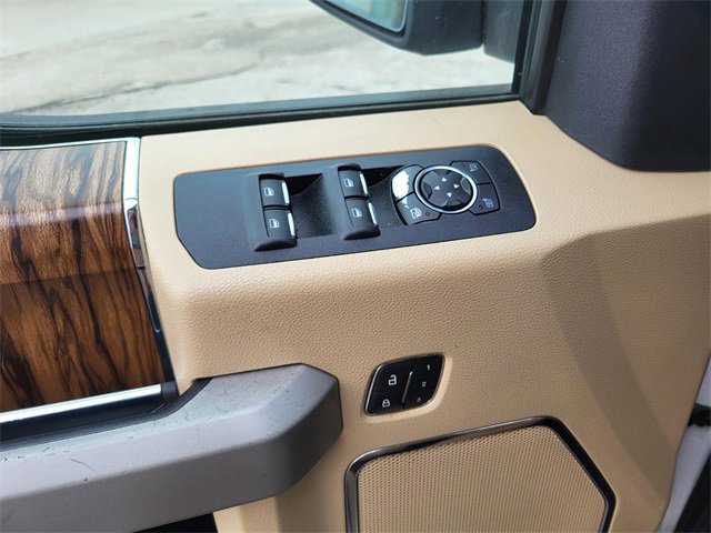 Used 2019 Ford F150 Lariat image 13