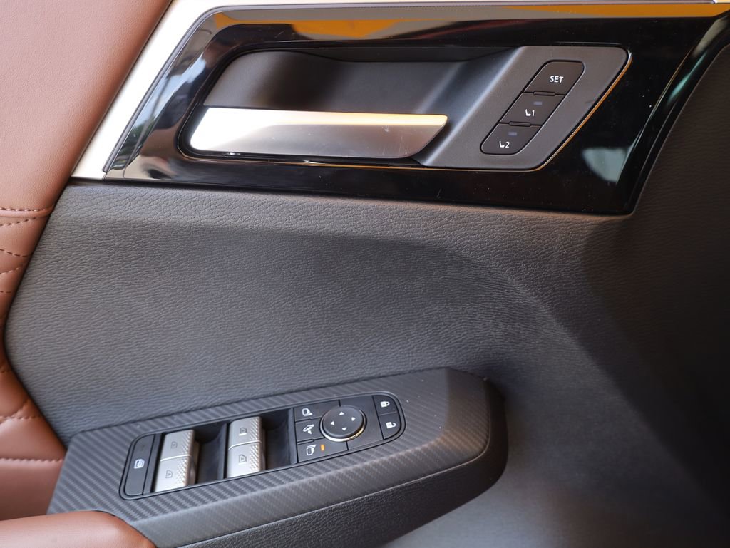 New 2025 Mitsubishi Outlander SEL image 37