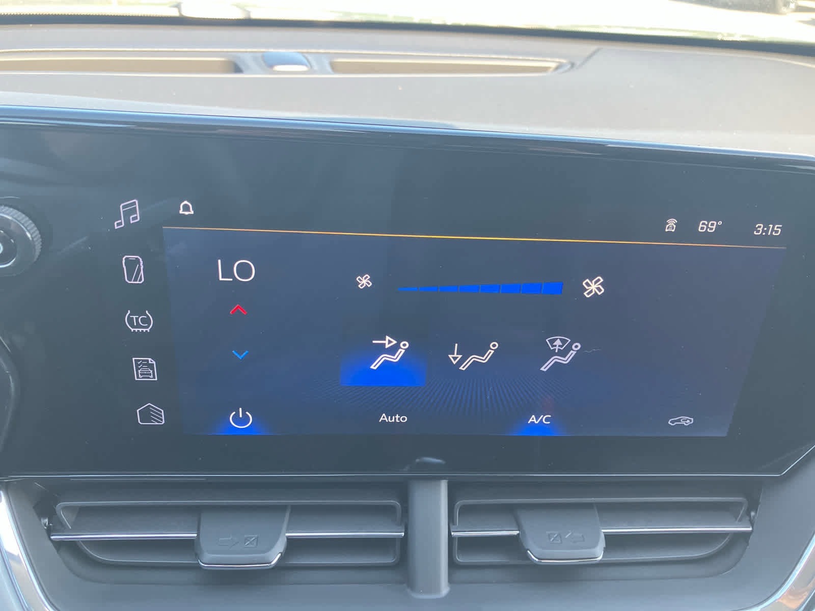 New 2026 Chevrolet Trax LT FWD image 21