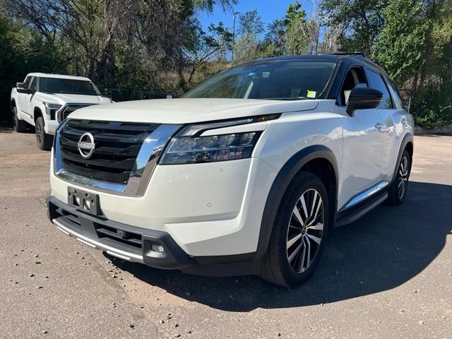 Used 2023 Nissan Pathfinder Platinum w/ Lighting Package (N93)