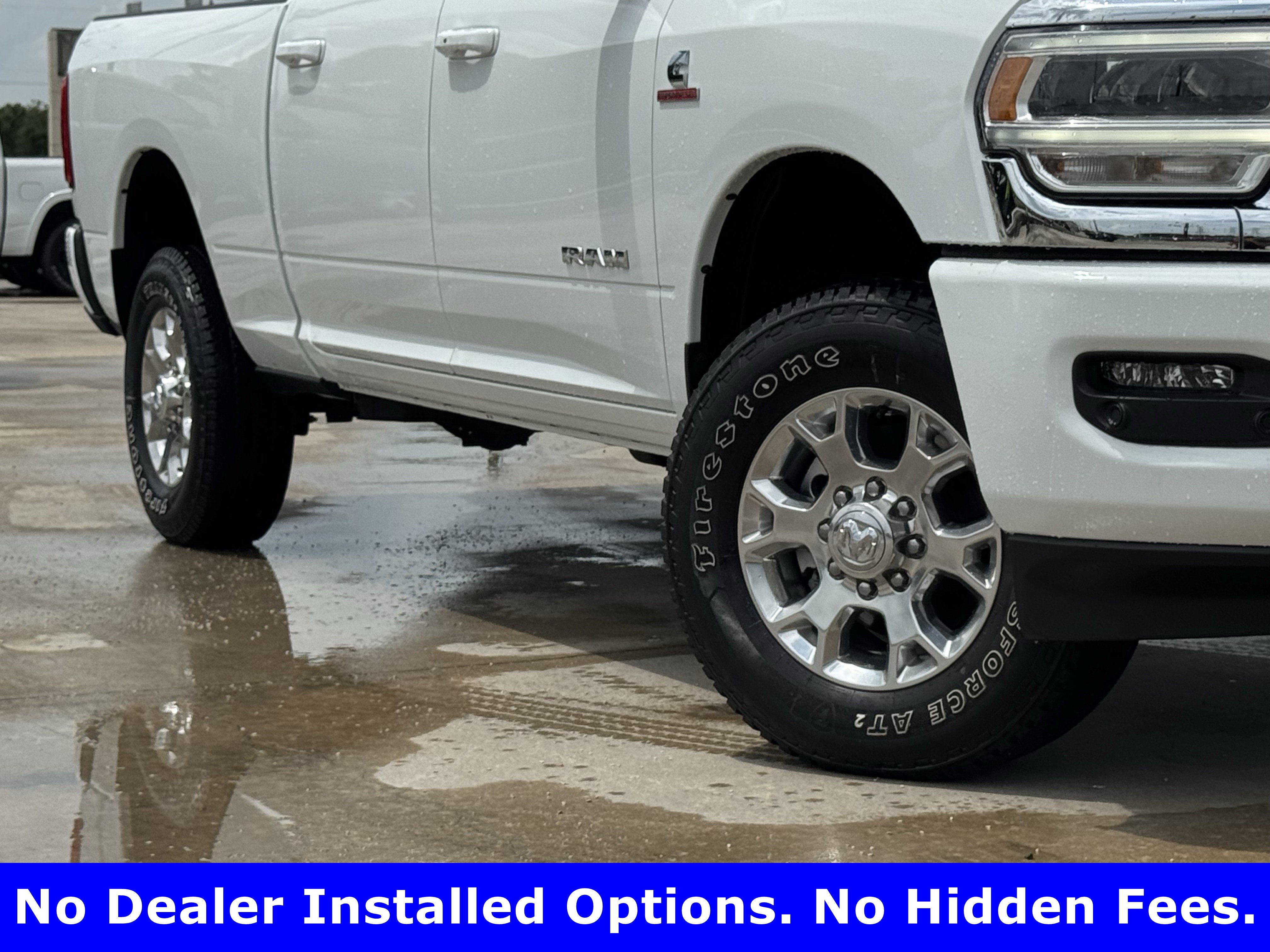 Used 2024 RAM 2500 Laramie AWD/4WD image 3
