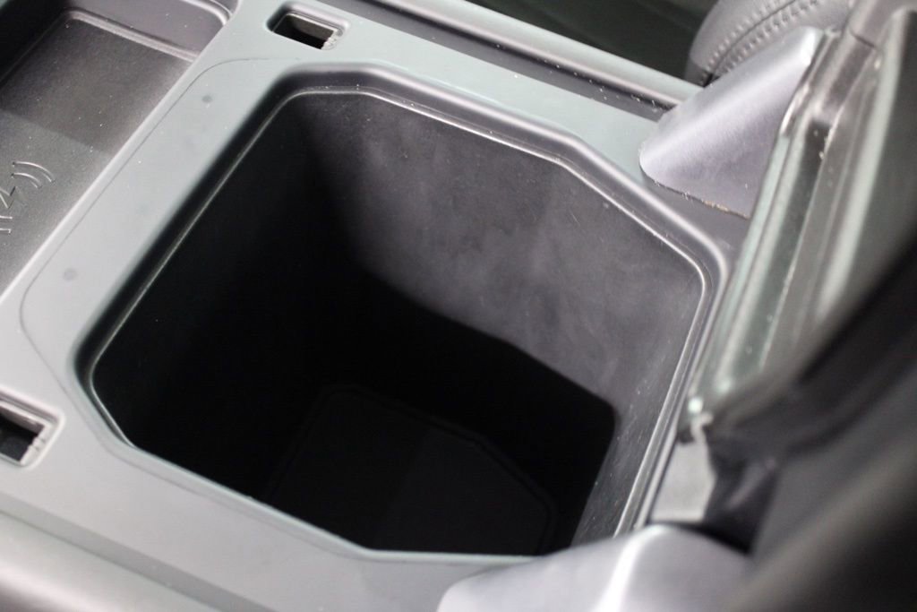 Used 2020 Land Rover Defender 110 HSE AWD/4WD image 30