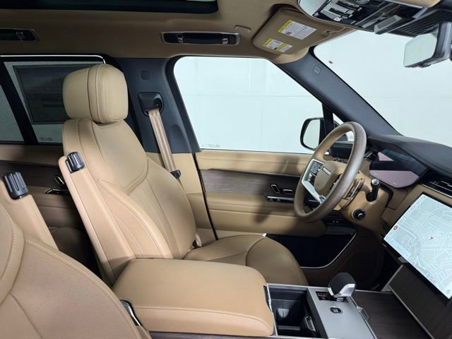 New 2025 Land Rover Range Rover SE image 31