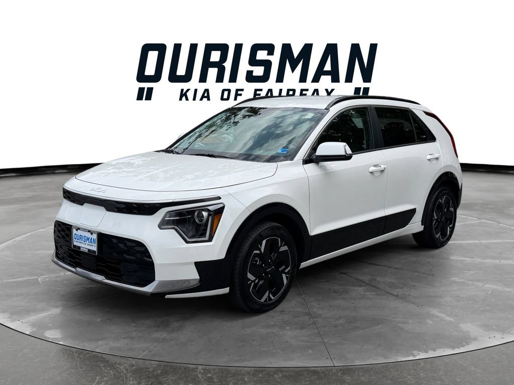 Certified 2025 Kia Niro Wind FWD image 3