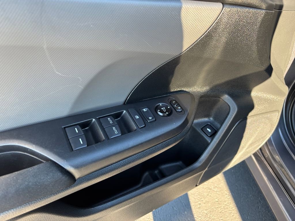 Used 2019 Honda Civic LX image 24