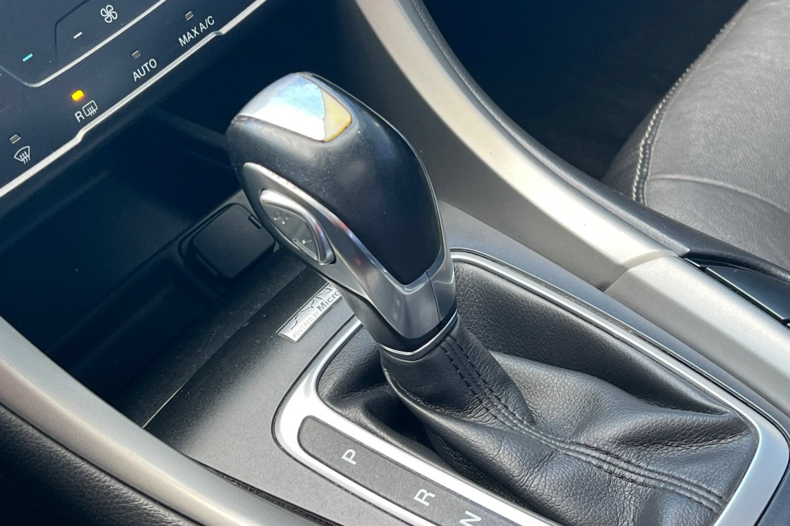 Used 2013 Ford Fusion SE FWD image 21