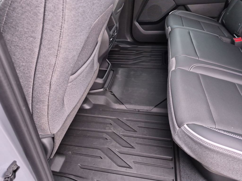 Certified 2026 GMC Sierra EV Elevation AWD/4WD image 33