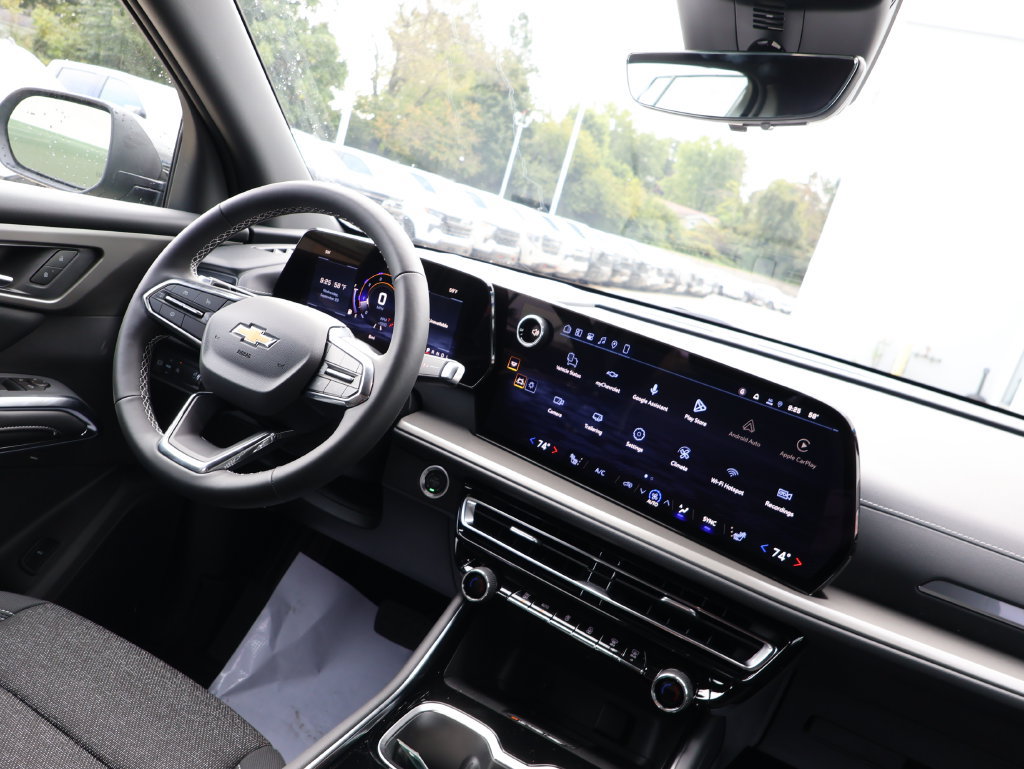 New 2027 Chevrolet Traverse LT w/ Driver Confidence Package FWD image 29
