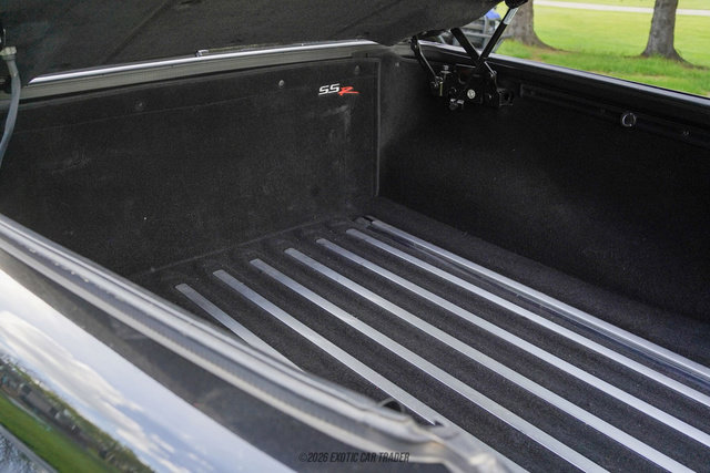 Used 2005 Chevrolet SSR w/ Preferred Equipment Group RWD image 56