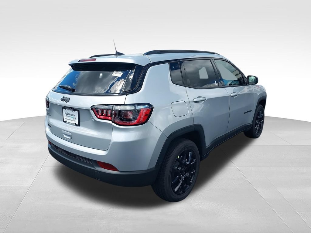 New 2026 Jeep Compass Latitude AWD/4WD image 8