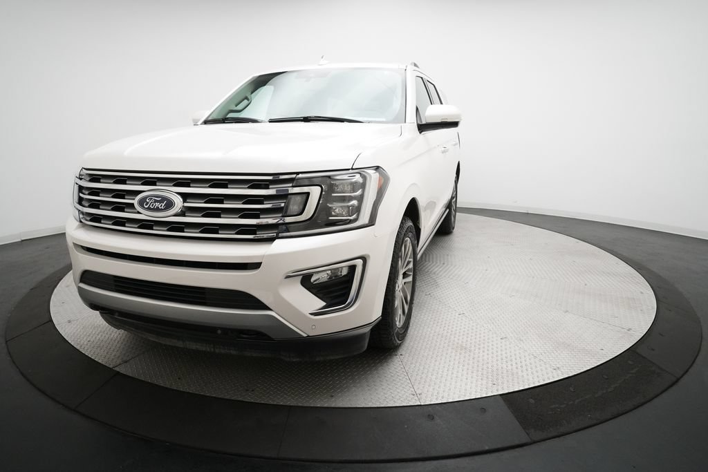 Used 2018 Ford Expedition Limited w/ Equipment Group 301A AWD/4WD image 12