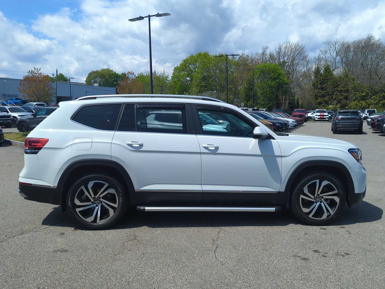 Used 2022 Volkswagen Atlas SEL AWD/4WD image 7