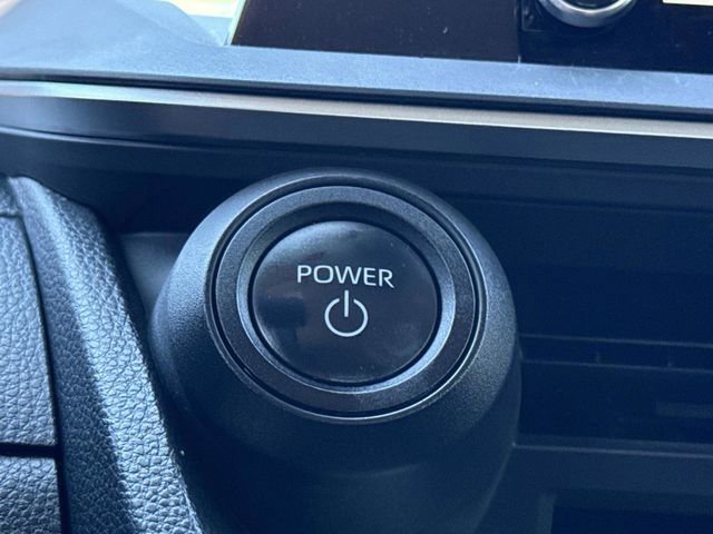 Used 2024 Toyota Prius LE image 33