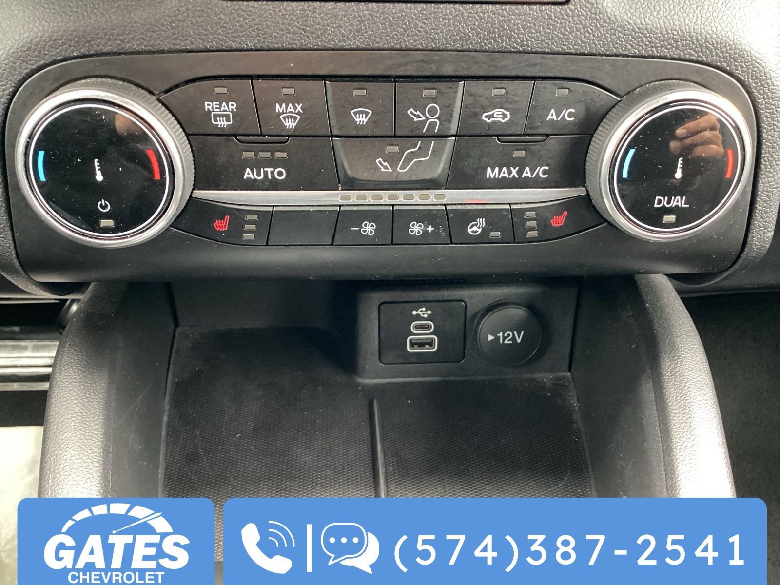 Used 2024 Ford Escape ST-Line image 24