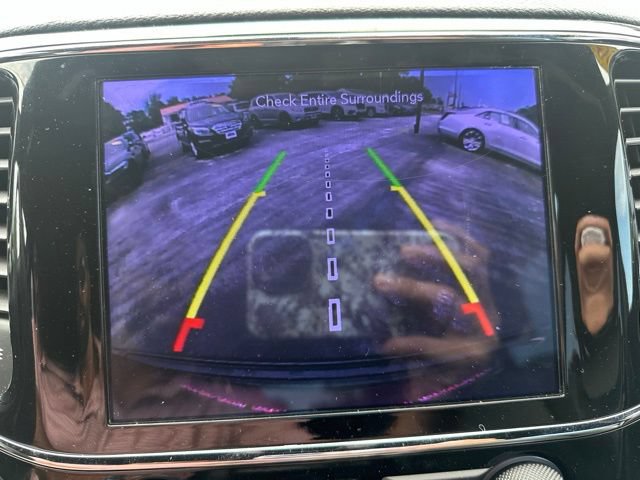 Used 2020 Jeep Grand Cherokee Laredo w/ Laredo X Package RWD image 16