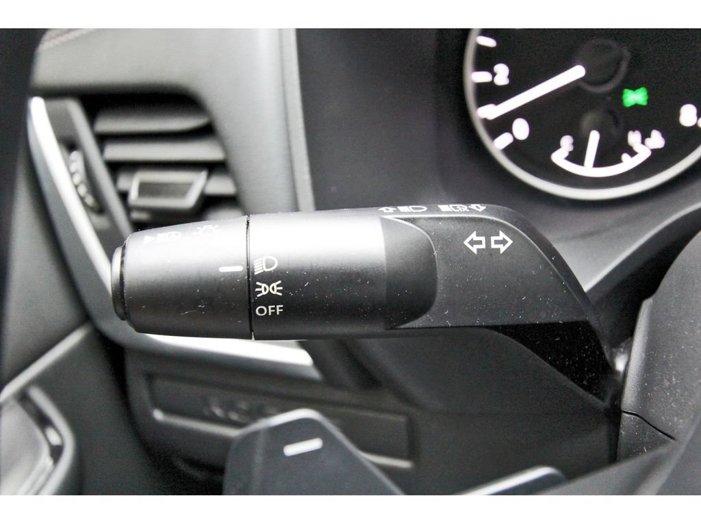 Certified 2025 Nissan Rogue S FWD image 15