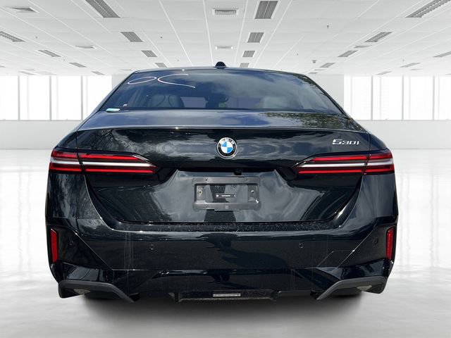 Certified 2025 BMW 530i image 5
