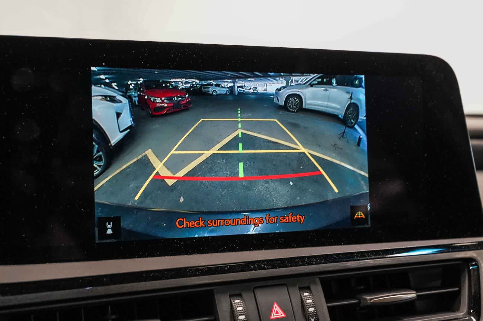 Used 2025 Lexus ES 300h w/ Premium Package FWD image 26