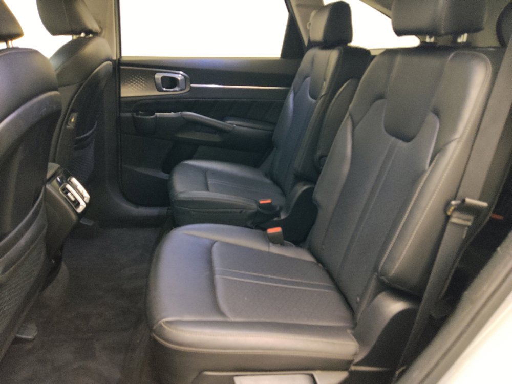 Used 2022 Kia Sorento SX FWD image 18