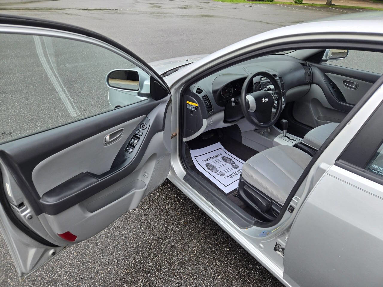 Used 2009 Hyundai Elantra GLS FWD image 17