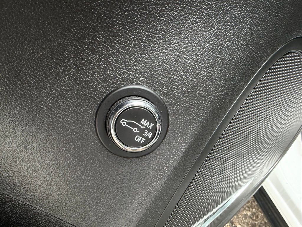 Certified 2024 Buick Envision Sport Touring AWD/4WD image 17