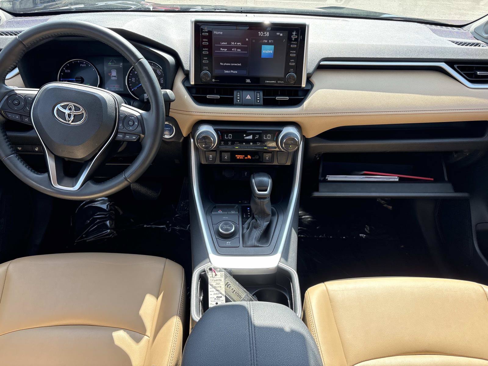 Used 2021 Toyota RAV4 XLE Premium AWD/4WD image 30
