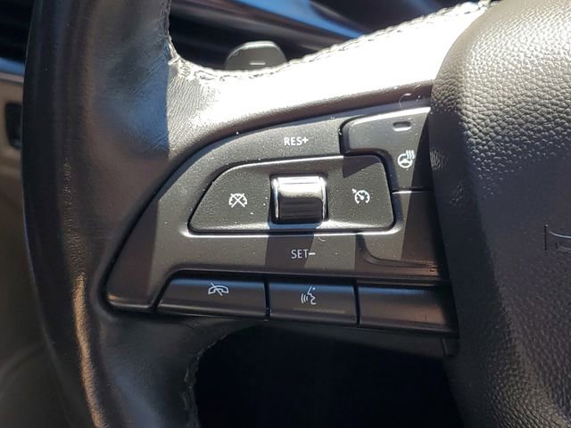 Used 2019 Cadillac XT4 Luxury w/ Cold Weather Package AWD/4WD image 17