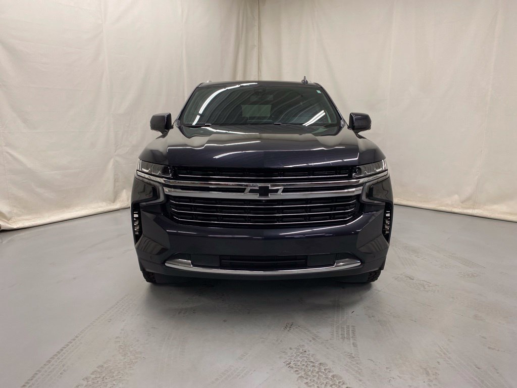 Used 2022 Chevrolet Tahoe LT w/ Luxury Package AWD/4WD image 3