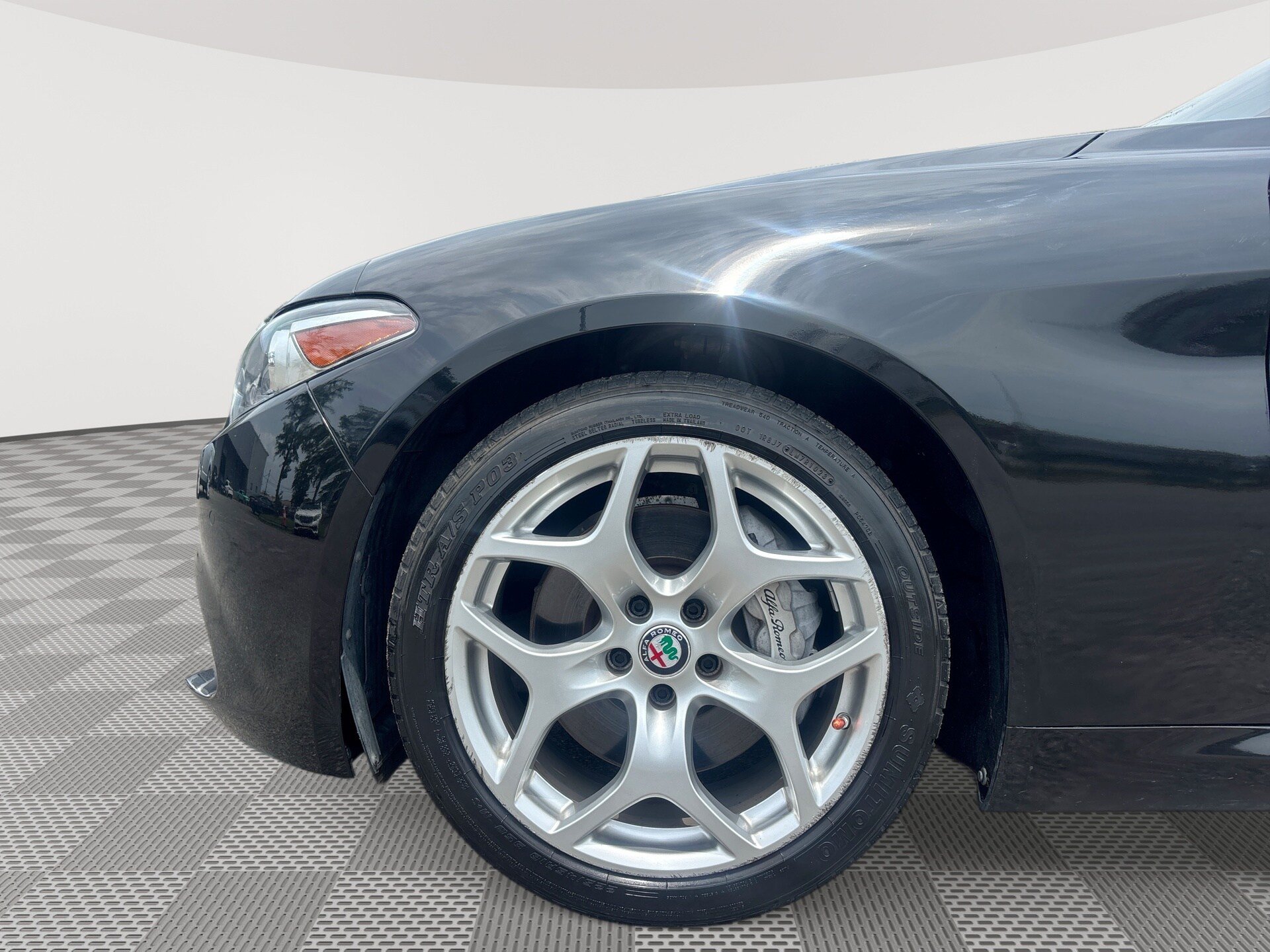 Used 2021 Alfa Romeo Giulia Ti AWD/4WD image 18