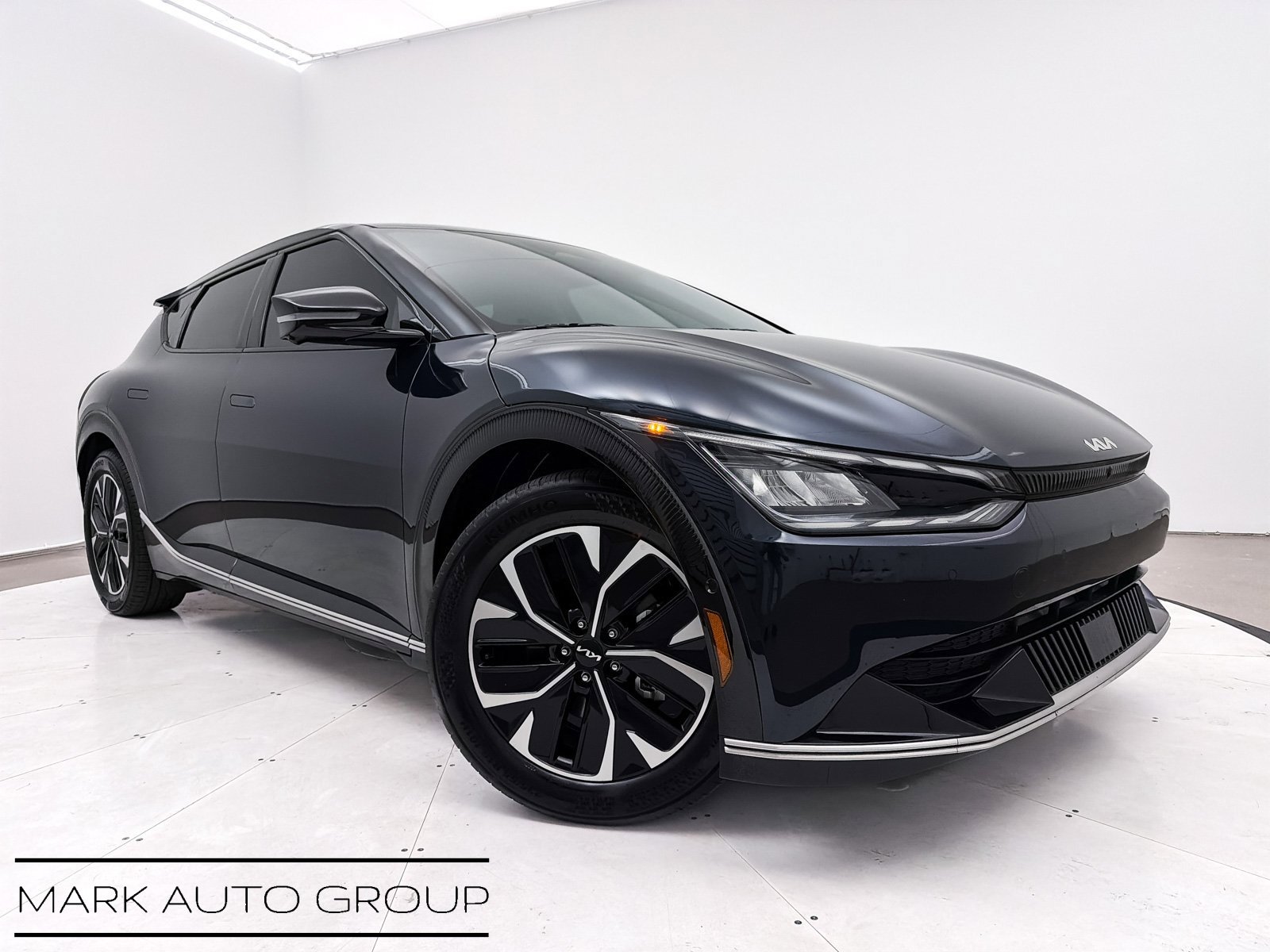 Used 2023 Kia EV6 Wind w/ Wind Technology Package image 1