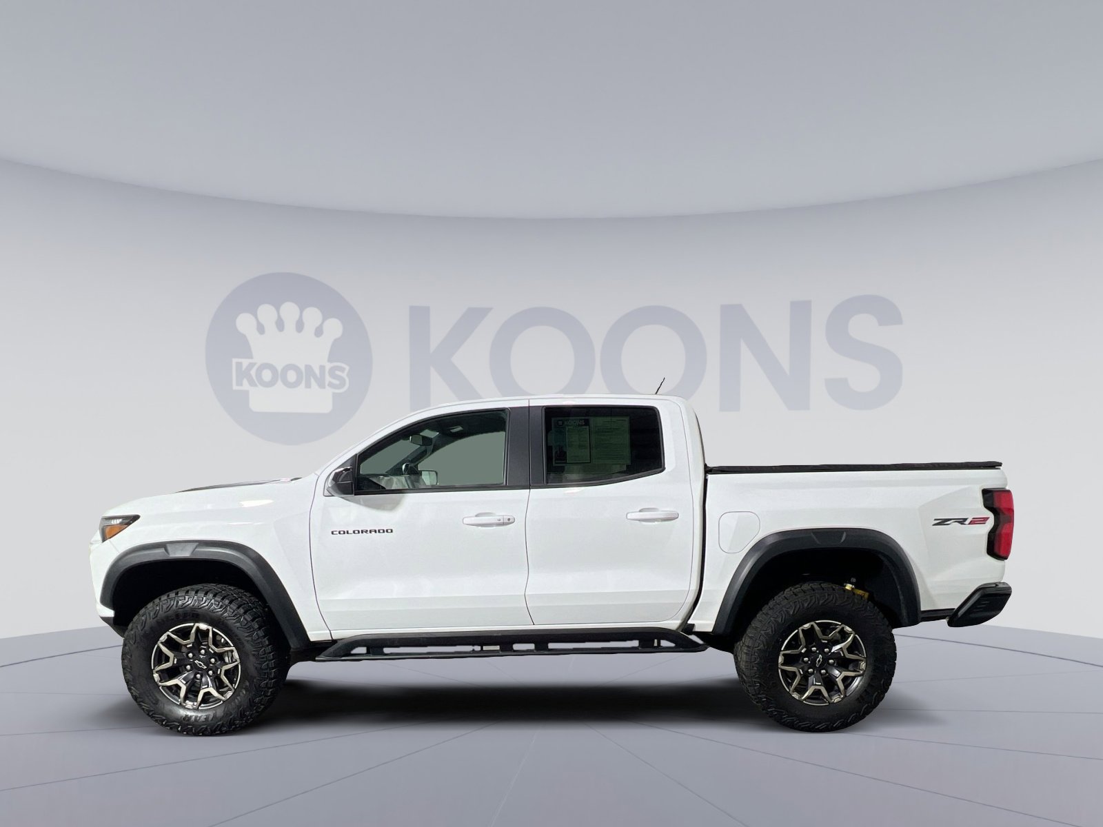 Used 2024 Chevrolet Colorado ZR2 image 2