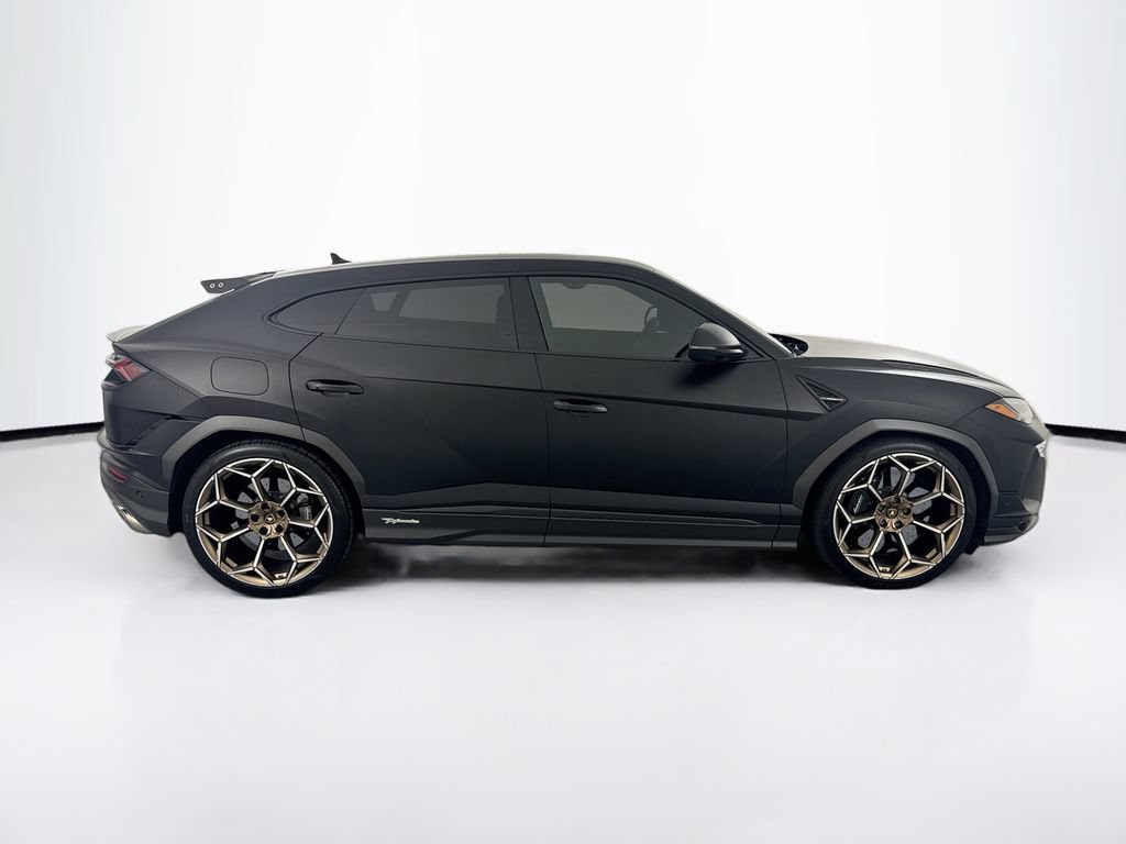 Used 2023 Lamborghini Urus Performante AWD/4WD image 4